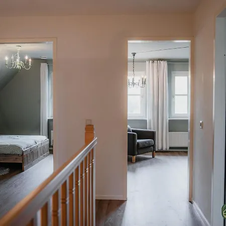 Stylish In With Terrace